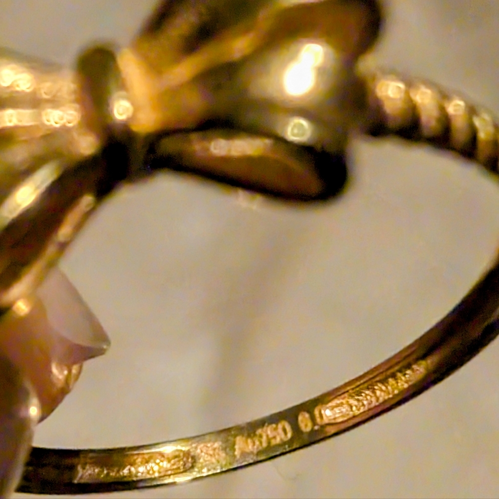 Real 18K Saudi Gold Ribbon Ring - Picture 5 of 6